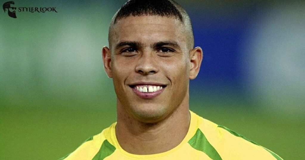 Ronaldo Nazário 2002 Triangle Fringe